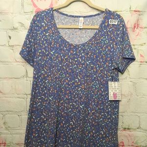LuLaRoe NWT Classic Tee